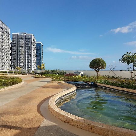 Mactan Newtown Condo With Garden And Ocean View 8Newtown Blvd Lapu-Lapu City Kültér fotó