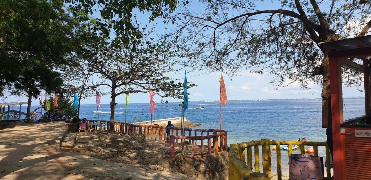 Mactan Newtown Condo With Garden And Ocean View 8Newtown Blvd Lapu-Lapu City Kültér fotó