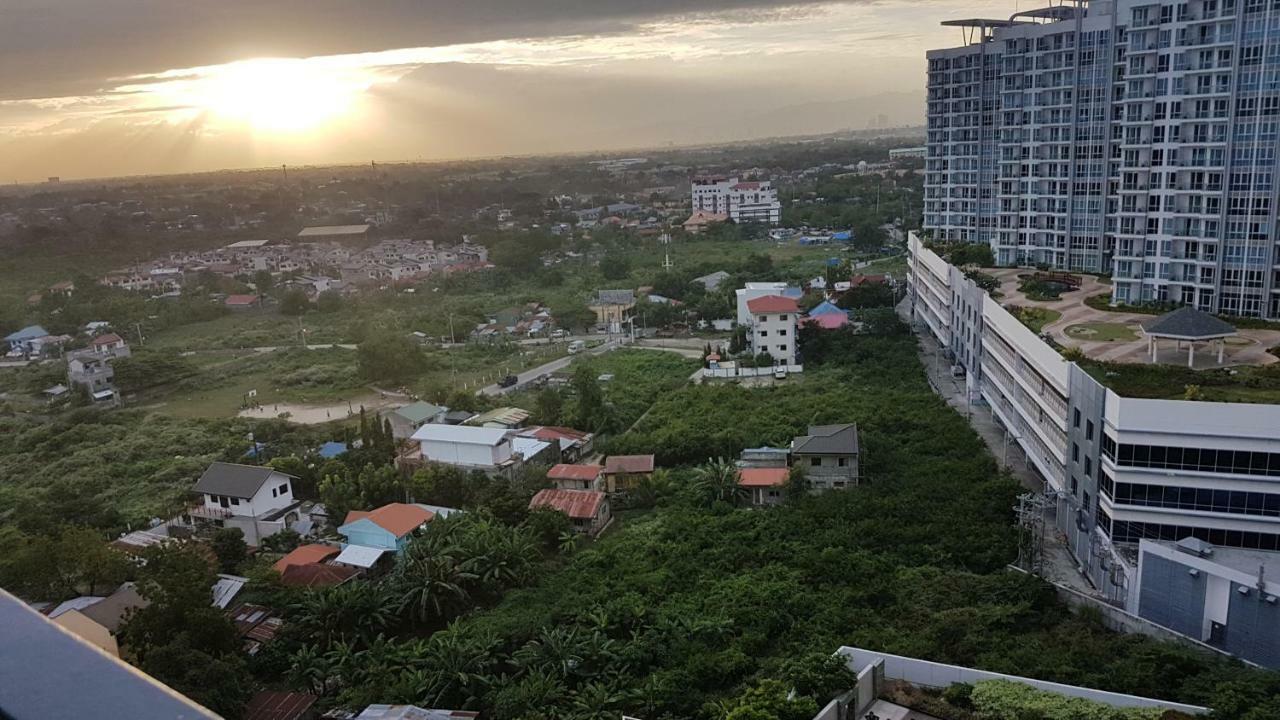 Mactan Newtown Condo With Garden And Ocean View 8Newtown Blvd Lapu-Lapu City Kültér fotó