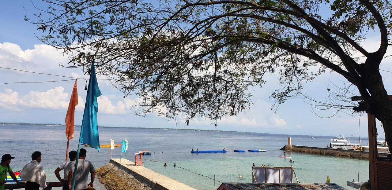 Mactan Newtown Condo With Garden And Ocean View 8Newtown Blvd Lapu-Lapu City Kültér fotó